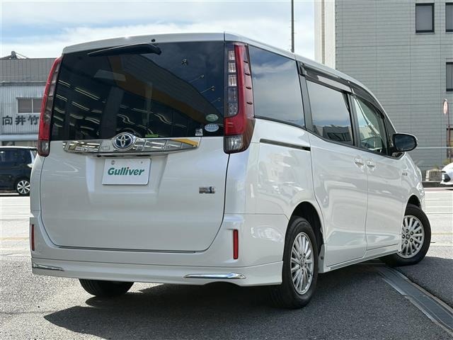 Toyota NOAH 2014 8510732-16