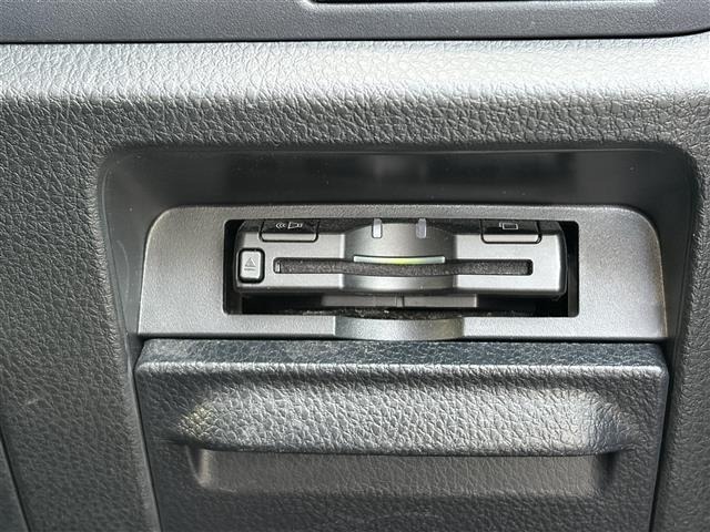 Toyota NOAH 2014 8510732-7