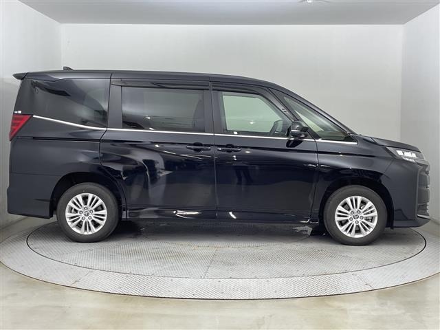 Toyota NOAH 2022 8510741-21