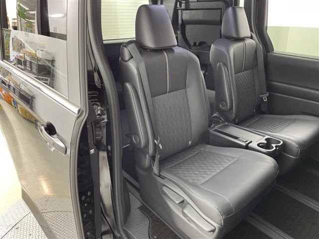 Toyota NOAH 2022 8510741-5