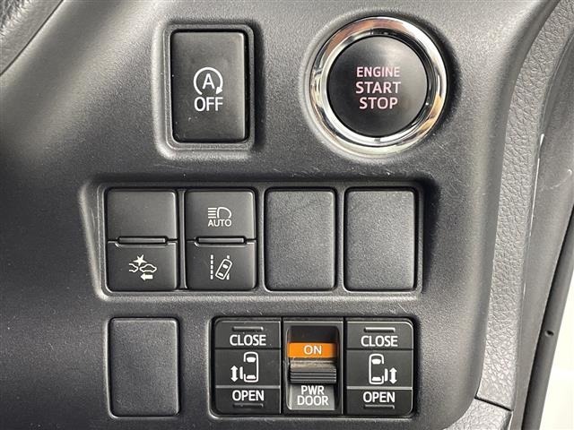 Toyota NOAH 2018 8510742-17