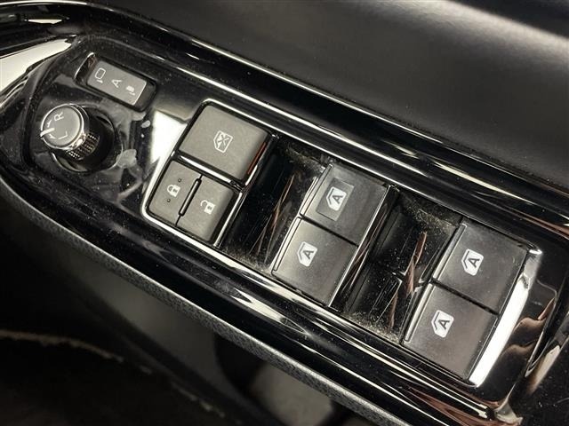 Toyota NOAH 2018 8510742-2