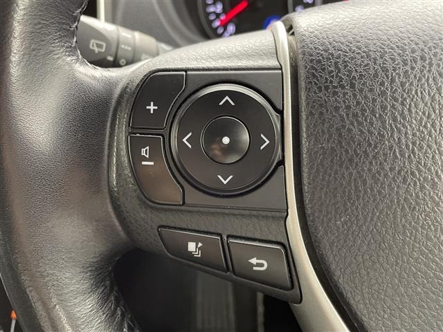Toyota NOAH 2018 8510742-7