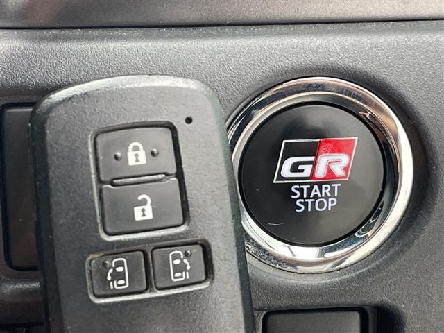 Toyota NOAH 2018 8510750-7