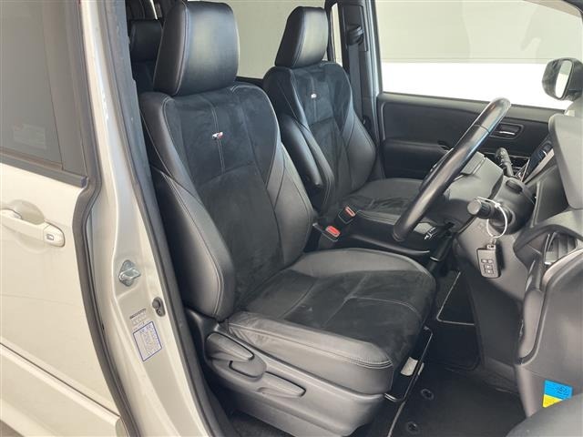 Toyota NOAH 2018 8510750-8