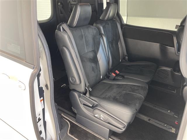 Toyota NOAH 2018 8510750-9