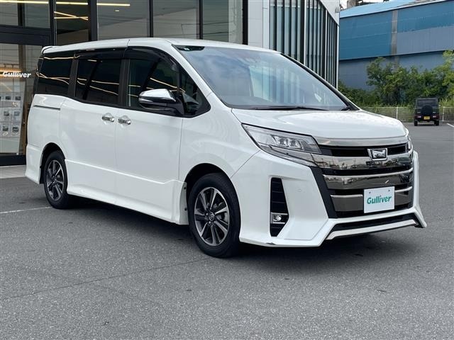 Toyota NOAH 2021 8510754-0