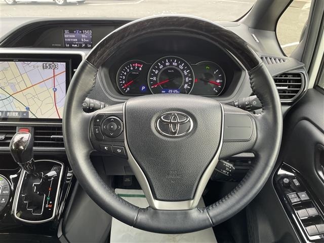Toyota NOAH 2021 8510754-5