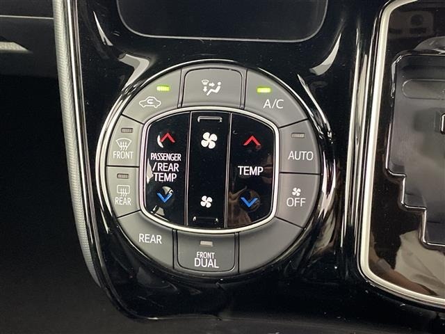 Toyota NOAH 2019 8510756-10