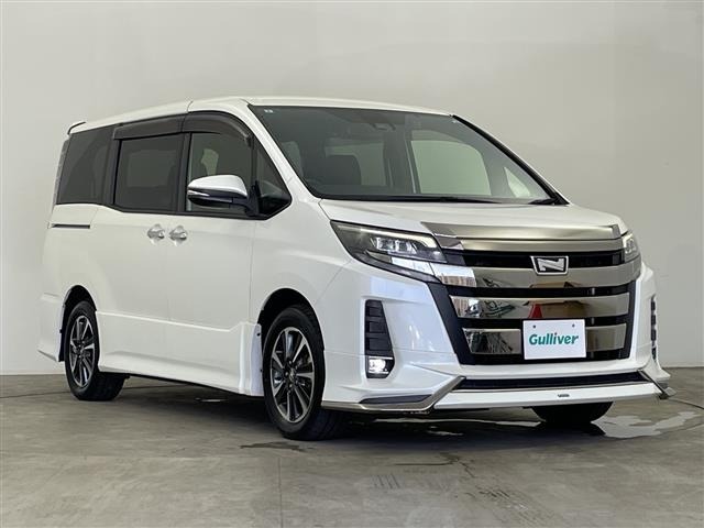 Toyota NOAH 2017 8510761-0