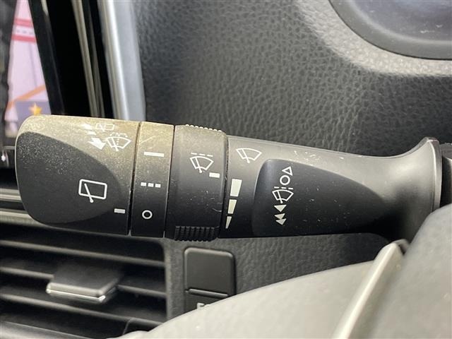 Toyota NOAH 2017 8510761-7