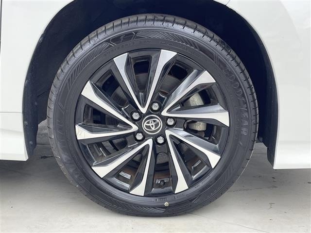 Toyota NOAH 2022 8510767-6