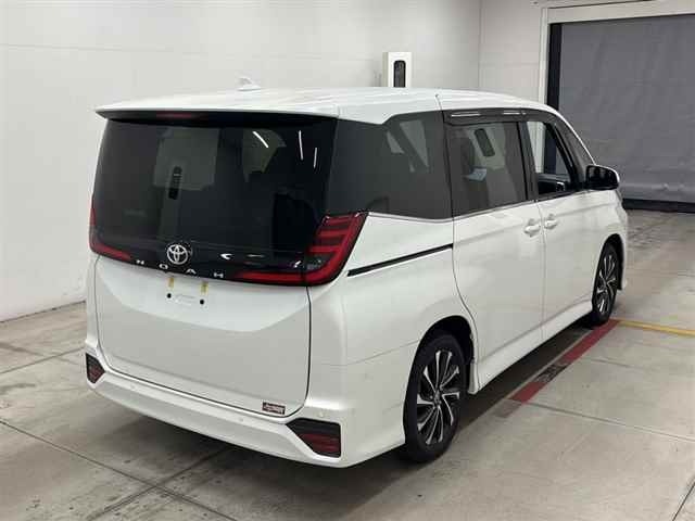 Toyota NOAH 2026 8510780-5