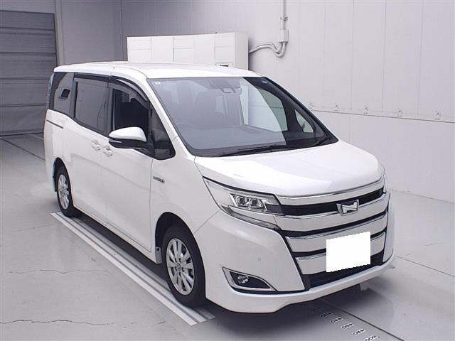 Toyota NOAH 2020 8510825-0