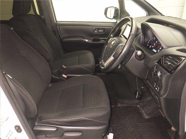 Toyota NOAH 2017 8510841-4