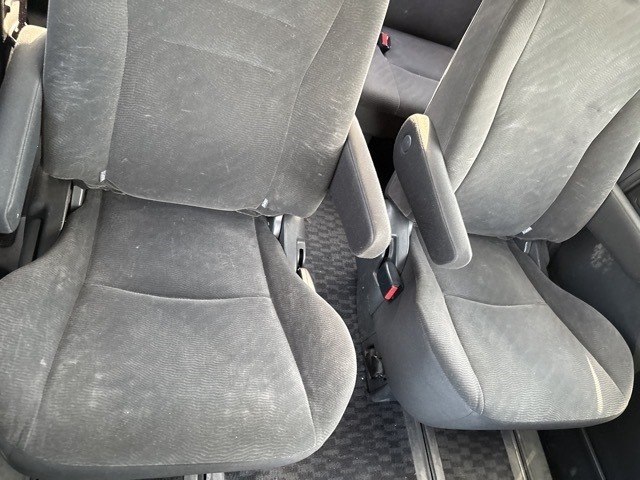 Toyota NOAH 2012 8510882-11