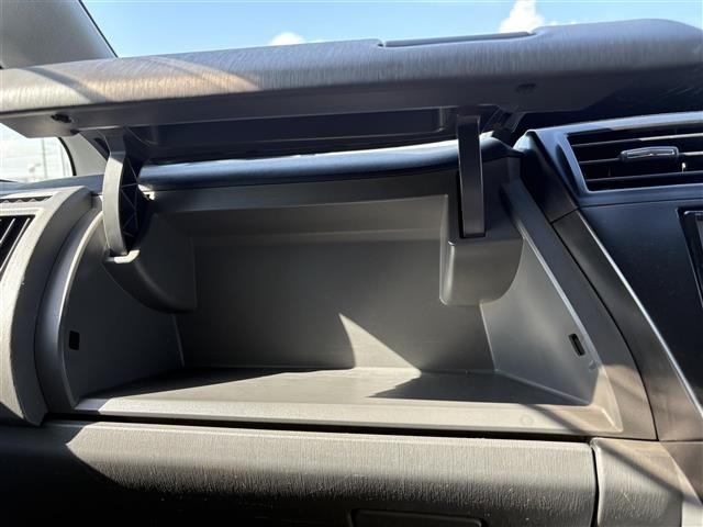 Toyota PRIUS 2011 8515636-11