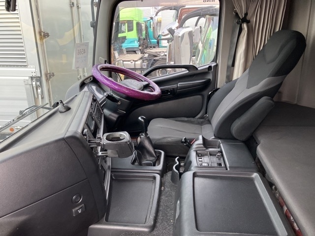 Hino PROFIA 2016 8512155-5