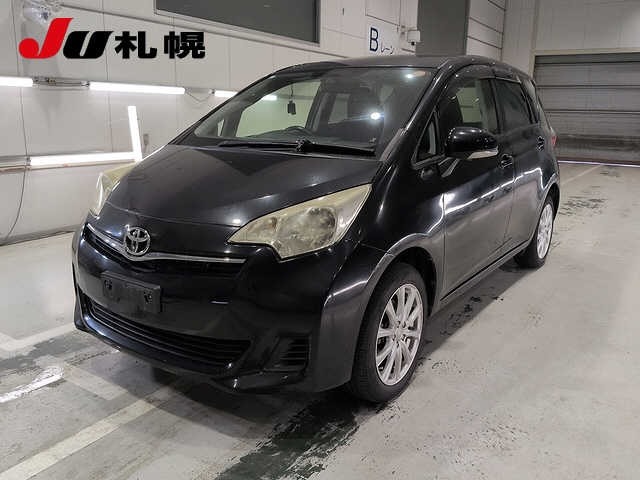 Toyota RACTIS 2013 8515669-0
