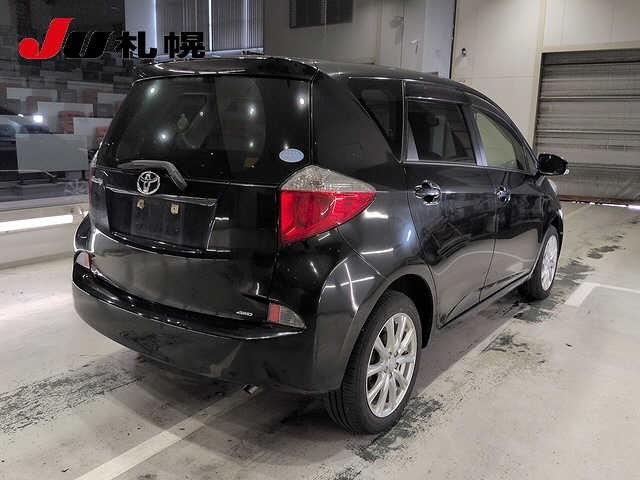 Toyota RACTIS 2013 8515669-1