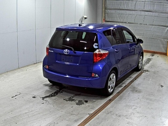 Toyota RACTIS 2011 8515670-5