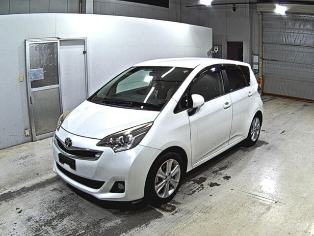 Toyota RACTIS 2014 8515671-4