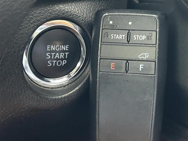Toyota RAV4 2021 8515574-1