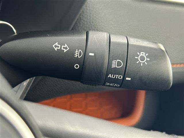 Toyota RAV4 2021 8515574-22