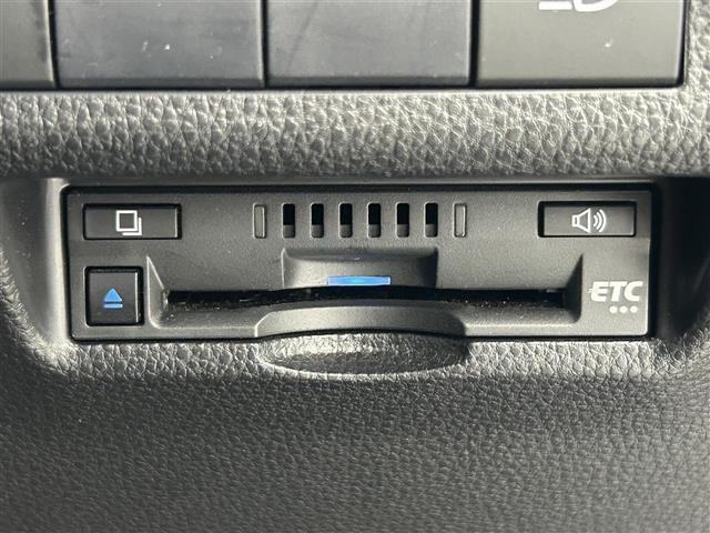 Toyota RAV4 2021 8515574-5