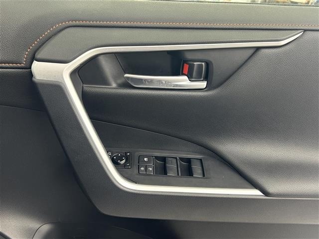 Toyota RAV4 2021 8515574-7