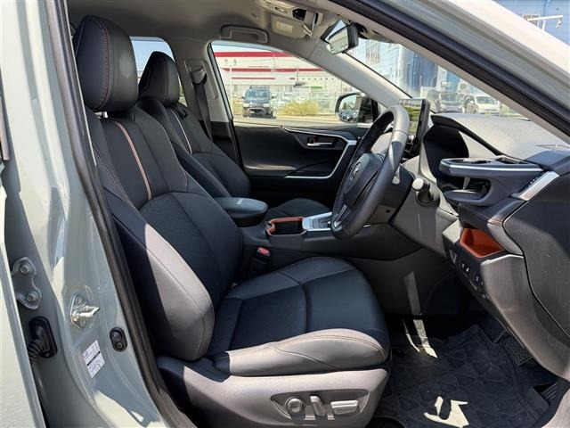 Toyota RAV4 2025 8515578-5
