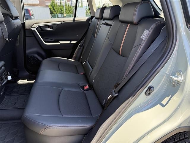 Toyota RAV4 2025 8515578-9