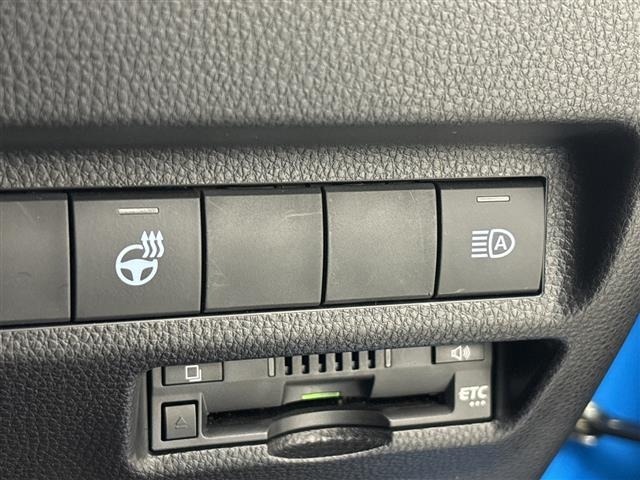 Toyota RAV4 2021 8515581-15