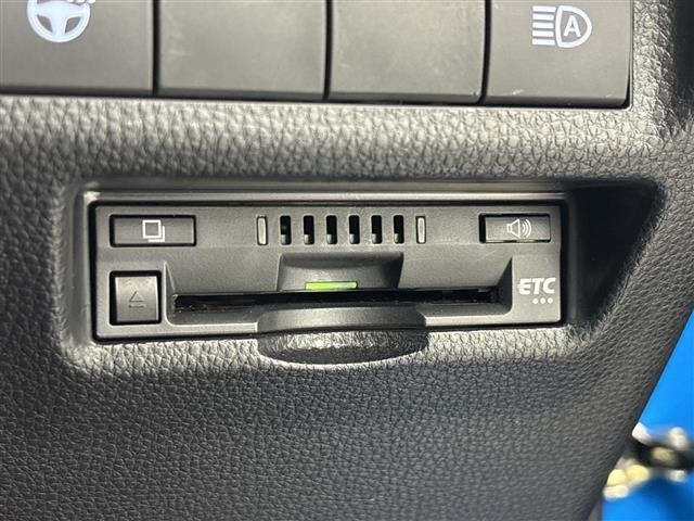 Toyota RAV4 2021 8515581-17