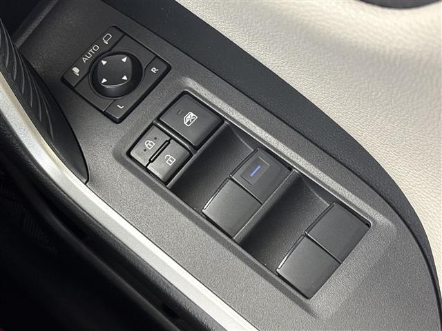 Toyota RAV4 2021 8515581-6