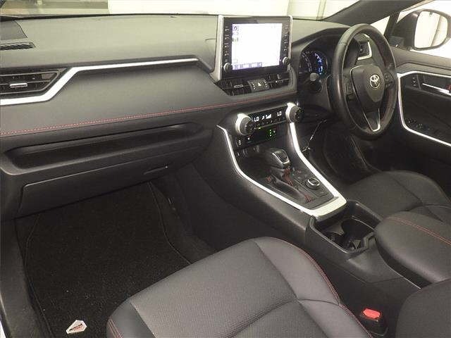 Toyota RAV4 2021 8515585-4