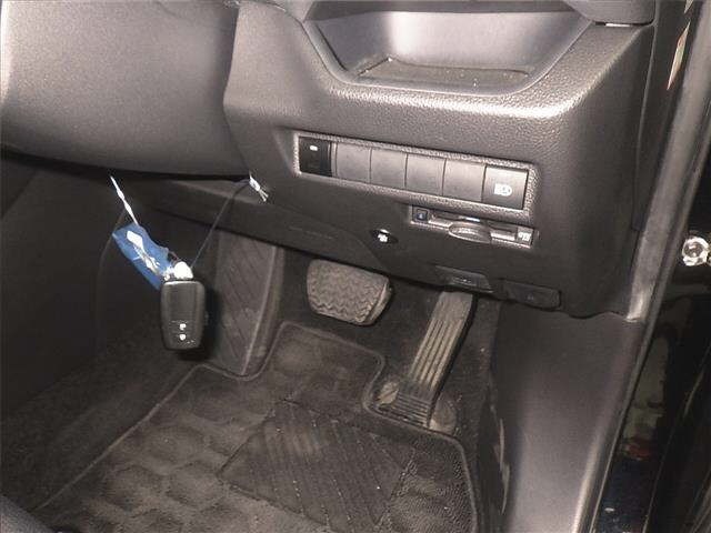 Toyota RAV4 2022 8515586-8
