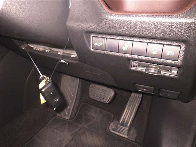 Toyota RAV4 2020 8515590-8