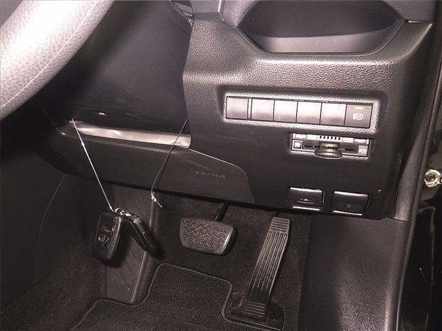 Toyota RAV4 2021 8515591-8