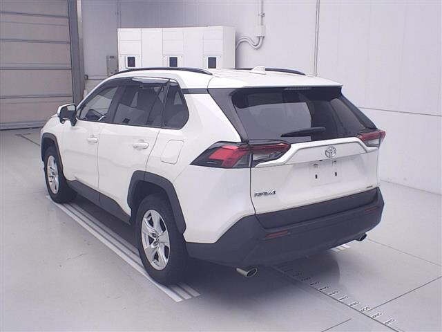 Toyota RAV4 2021 8515592-1