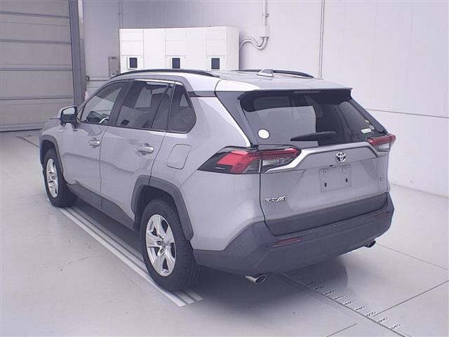 Toyota RAV4 2020 8515593-1