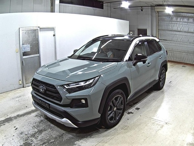 Toyota RAV4 2022 8515594-4