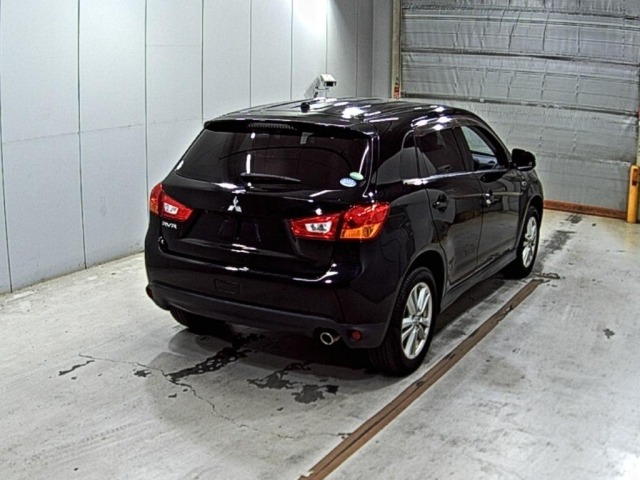 Mitsubishi RVR 2013 8512174-5