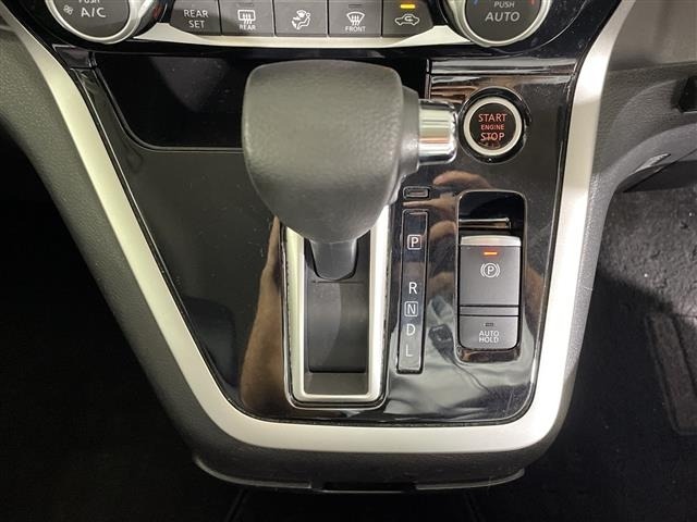 Nissan SERENA 2017 8510628-21