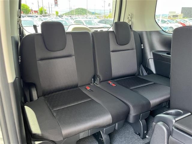 Nissan SERENA 2017 8510633-12