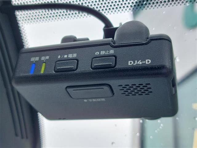 Nissan SERENA 2018 8510666-11