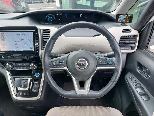 Nissan SERENA 2018 8510666-14
