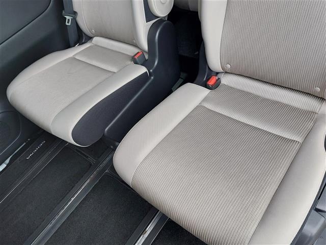 Nissan SERENA 2018 8510666-7