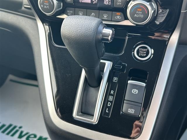 Nissan SERENA 2017 8510698-22
