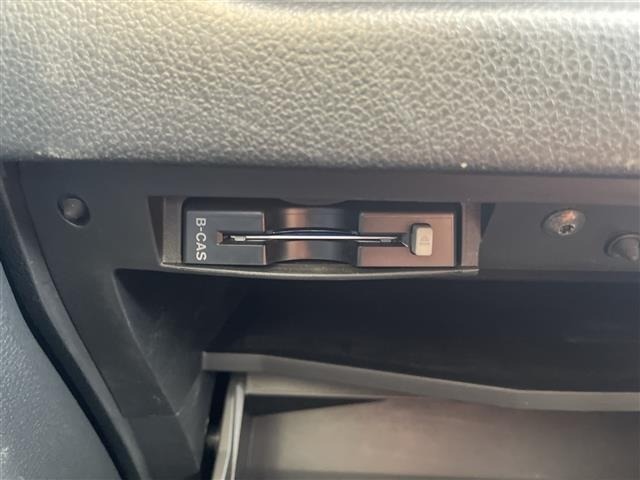Nissan SERENA 2013 8510702-1
